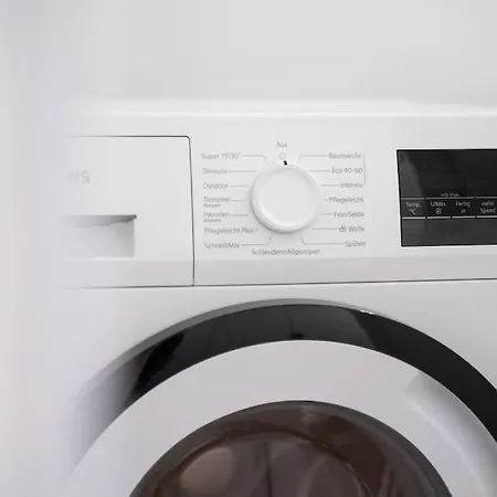 140m² / 3 Schlafzimmer 公寓 Wörrstadt