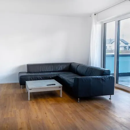 140m² / 3 Schlafzimmer Apartamento Wörrstadt