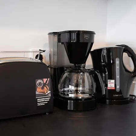 140m² / 3 Schlafzimmer 公寓 *