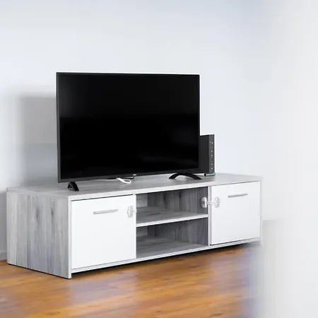 140m² / 3 Schlafzimmer 公寓