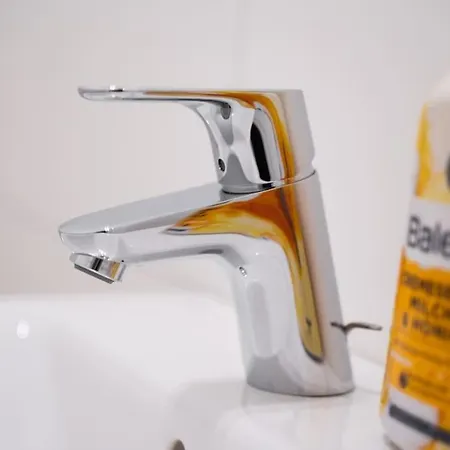 140m² / 3 Schlafzimmer 公寓 *